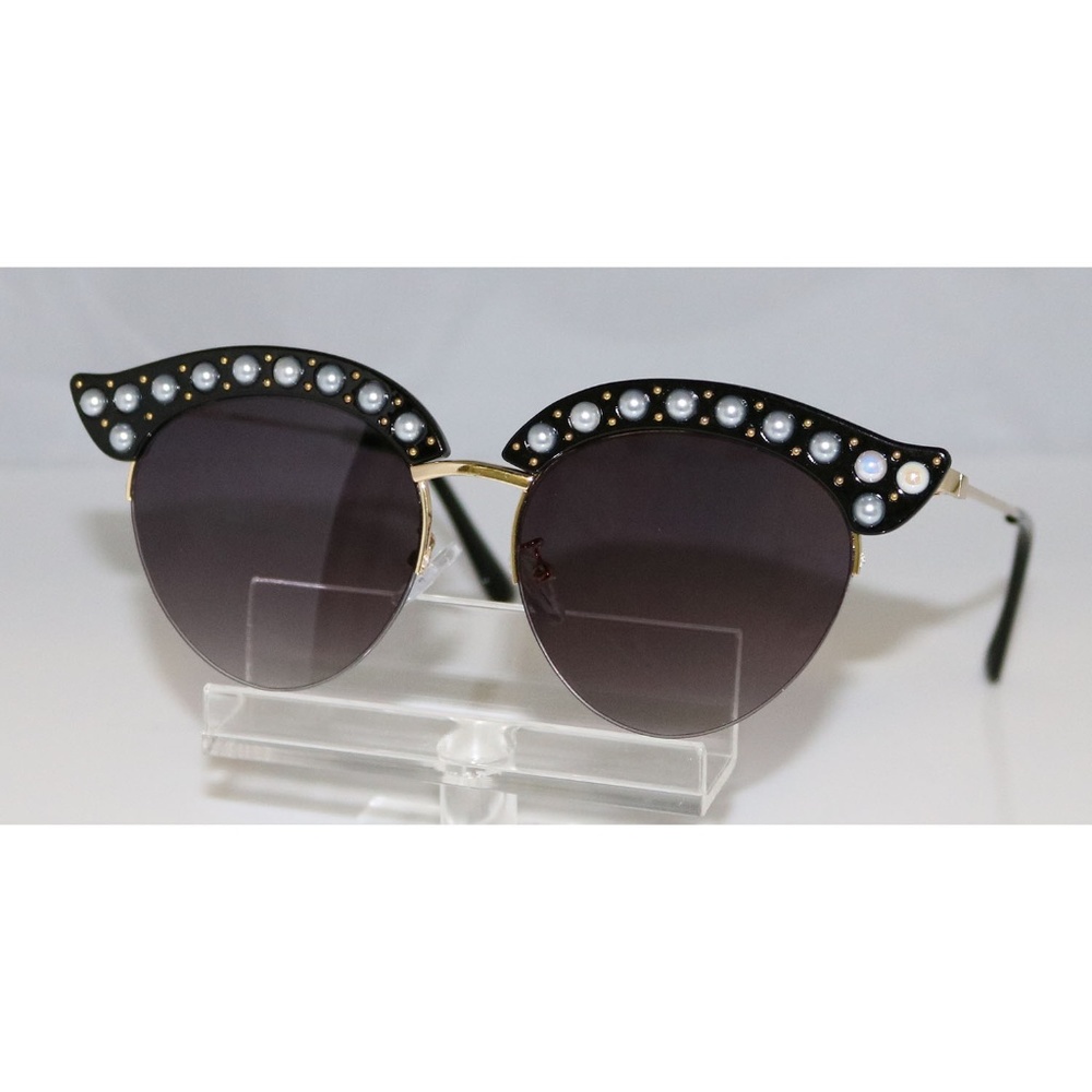 New Ladies Black and pearl Sunglasses